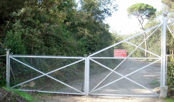 Porta d'entrada al Bosc i Fonts de Can Catà