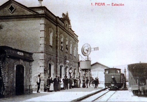 Estació de Tren FFCC- Torre d'Aigua