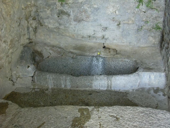 DORRES  - Bañera Sulfurosa_01