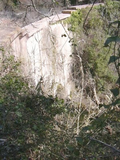 Mur per la part caient de l'aigua _01