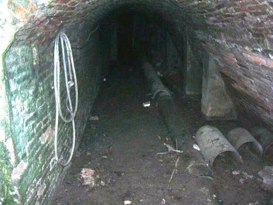 barcelona-mina-aigues-a-barcelona-vallvidrera-a_01