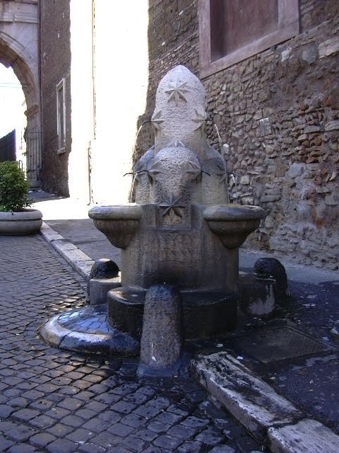 Font Via Carlo Alberto