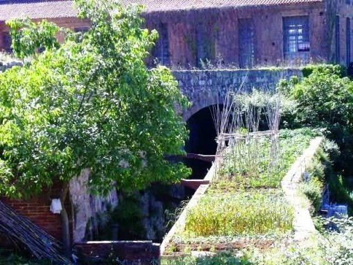 La imagen tiene un atributo ALT vacío; su nombre de archivo es entrada-anal-fabrica_01.jpg